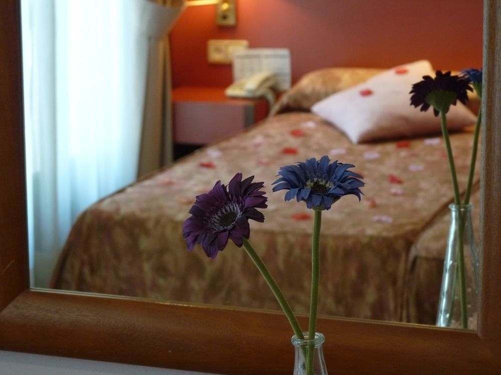 Hotel Jardin De Aranjuez Dış mekan fotoğraf